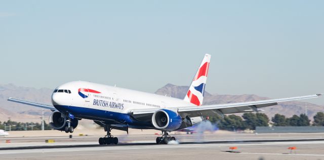 Boeing 777-200 (G-YMMR) - British Airways landing at McCarran Int'l Airport.