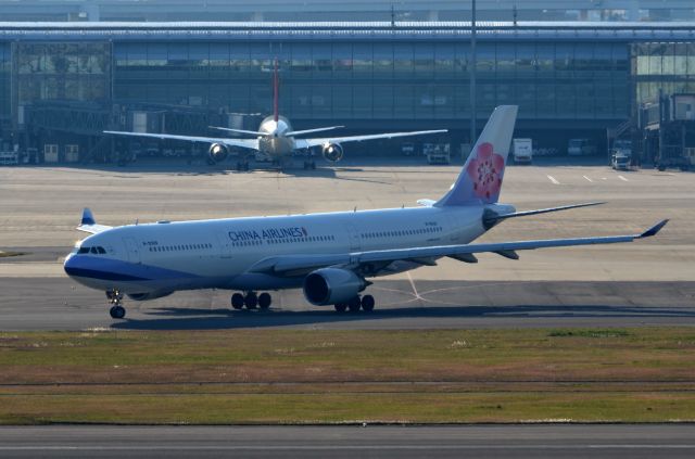 Airbus A330-300 (B-18309)