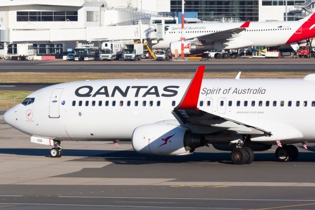 Boeing 737-800 (VH-VZB)