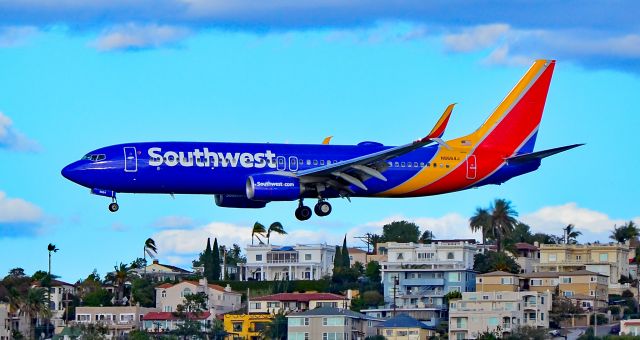 Boeing 737-800 (N8664J) - N8664J  Southwest Airlines 2015  Boeing 737-8H4 serial 36649 / 5350 - San Diego International Airport (IATA: SAN, ICAO: KSAN, FAA LID: SAN)br /Photo: TDelCorobr /December 14, 2015