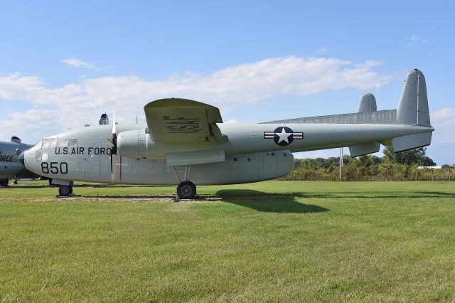 FAIRCHILD (1) Flying Boxcar (52-5850) - G model