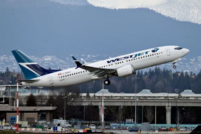 Boeing 737 MAX 8 (C-GRAX)