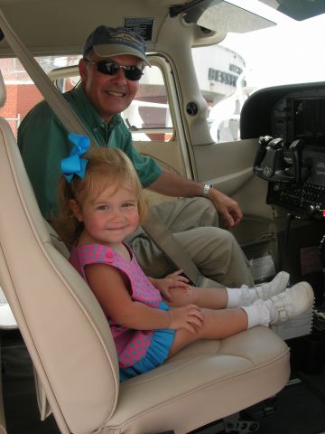 Cessna Skyhawk (N1330N) - Grandad and co-pilot Nancy Caroline