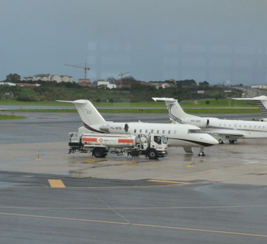 Canadair Challenger (P4-BFM)