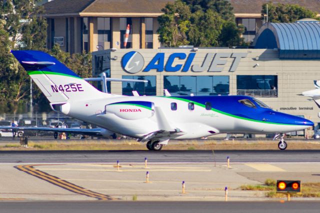 Honda HondaJet (N42SE)