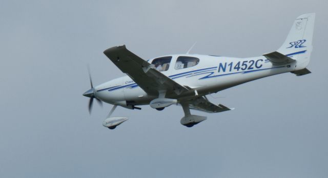 Cirrus SR-22 (N1452C) - On short final is this 2003 Cirrus SR22 in the Summer of 2022.