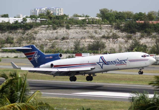 BOEING 727-200 (N395AJ)