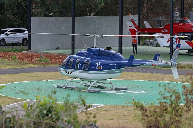Bell JetRanger (PK-BSW) - Fly Bali Heliport, Bali Indonésia