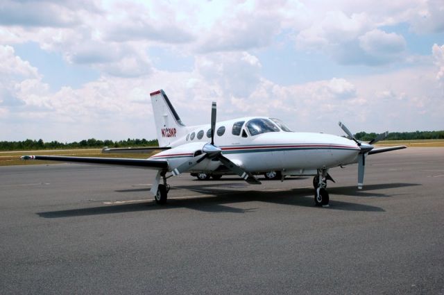 Cessna 421 (N123NP)