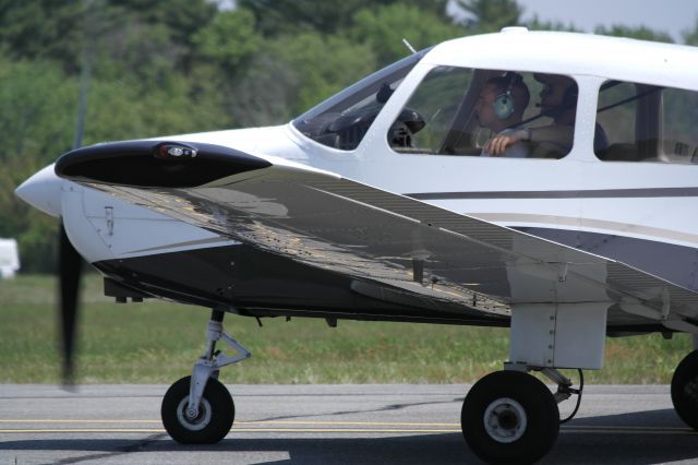 Piper Cherokee (N2496X)