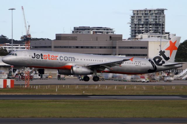 Airbus A321 (VH-VWT) - on 26 November 2018