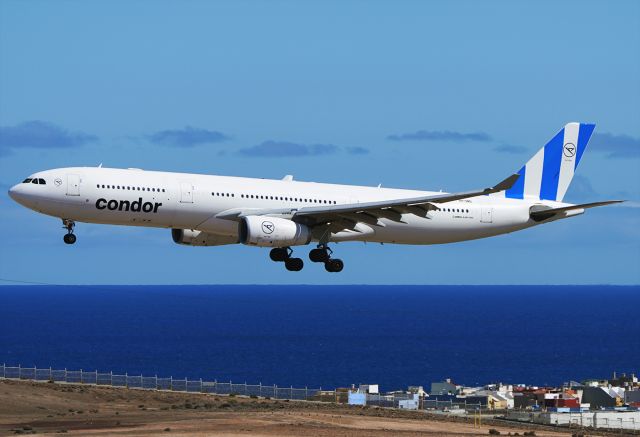 Airbus A330-300 (9H-SMD)