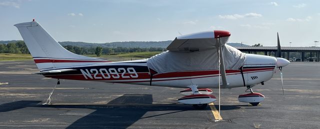 Cessna Skylane (N20929) - 1972 Cessna Skylane 182P