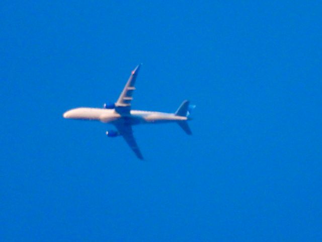 Embraer 175 (N621UX) - SKW5892br /GPS-DENbr /11/12/2024