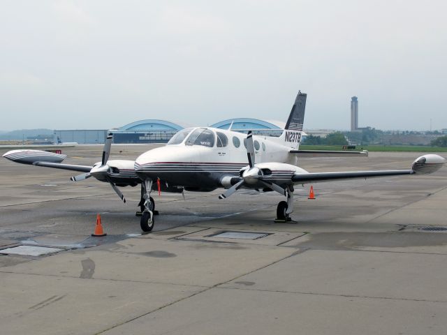 Cessna 340 (N123TB) - A very nice 340. Pressurized.
