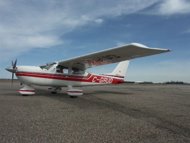 Cessna Cardinal (GRUD)