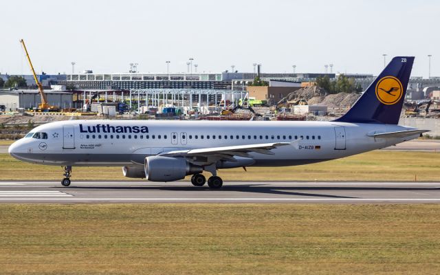 Airbus A320 (D-AIZB)