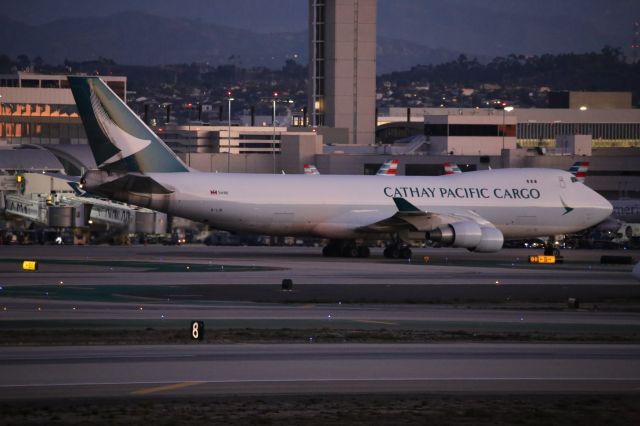 Boeing 747-400 (B-LID)