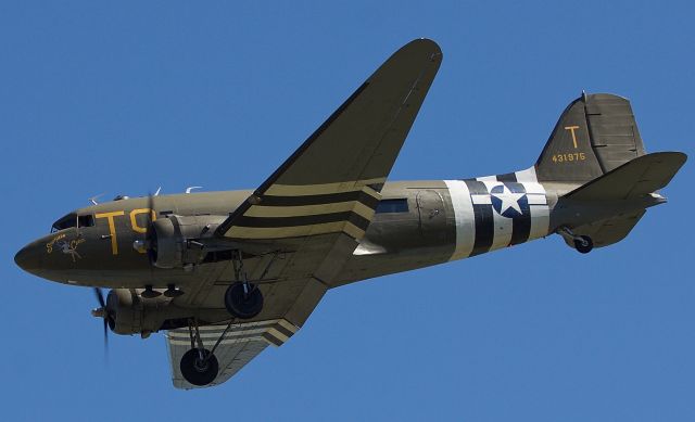 Douglas DC-3 (N87745) - C-47 "Southern Cross" arriving for the Alliance Fort Worth Airshow 10/10/2018 (Please view in "full" for highest image quality)