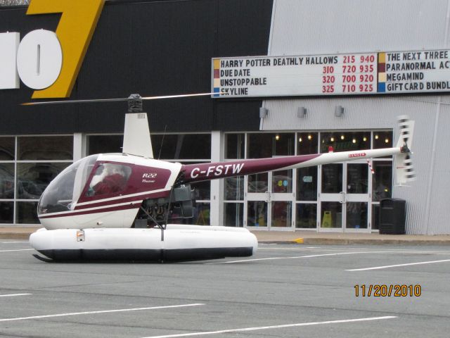 Robinson R-22 (C-FSTW) - Santas Helicopter landed near the mall in Bridgewater NS   Nov 20,2010