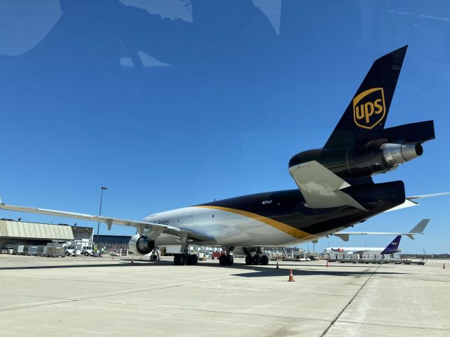 Boeing MD-11 (N278UP)