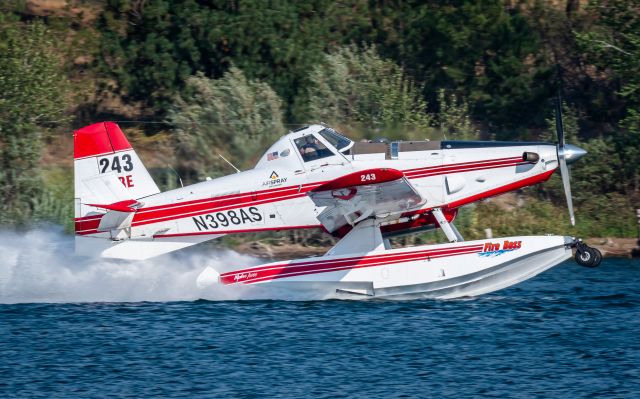 Air Tractor AT-802 (N398AS) - (AUGUST 2021) Fireboss 243 on the scoop at Silver Lake, WA 