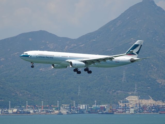 Airbus A330-300 (B-LAF)