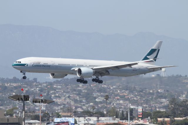 BOEING 777-300ER (B-KPR)