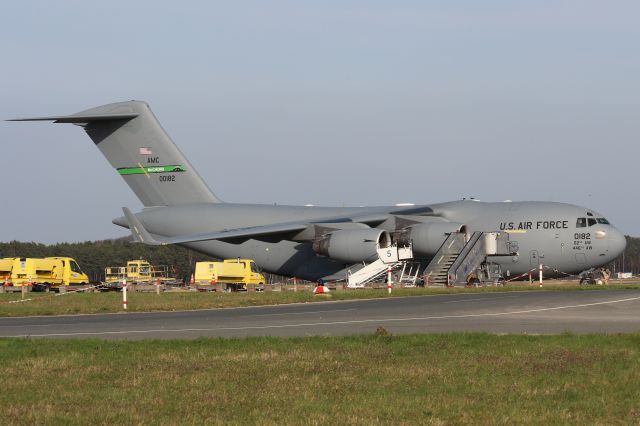 Boeing Globemaster III (00-0182)