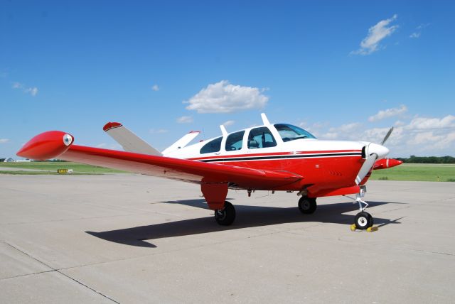 Beechcraft 35 Bonanza (N203RT)