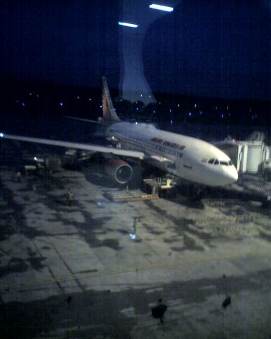 Airbus A310 (AIC691) - BOARDING