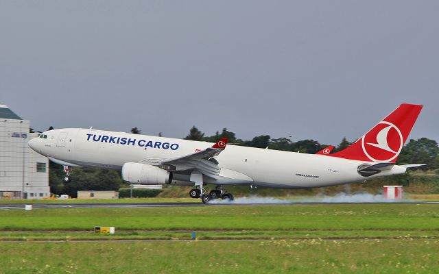 Airbus A330-200 (TC-JCI) - turkish cargo a330-200f tc-jci landing at shannon 21/7/17.