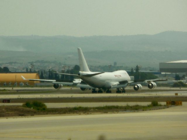 Boeing 747-400 (N700CK)