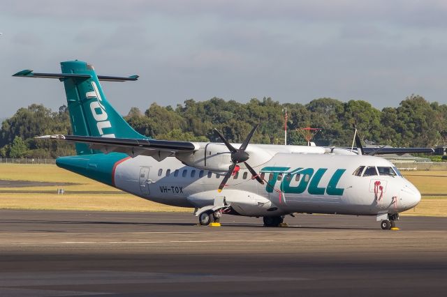 Aerospatiale ATR-42-300 (VH-TOX)