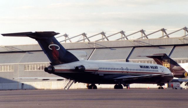 BOEING 727-200 (N8866E)