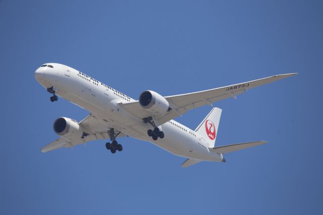 Boeing 787-9 Dreamliner (JA872J)