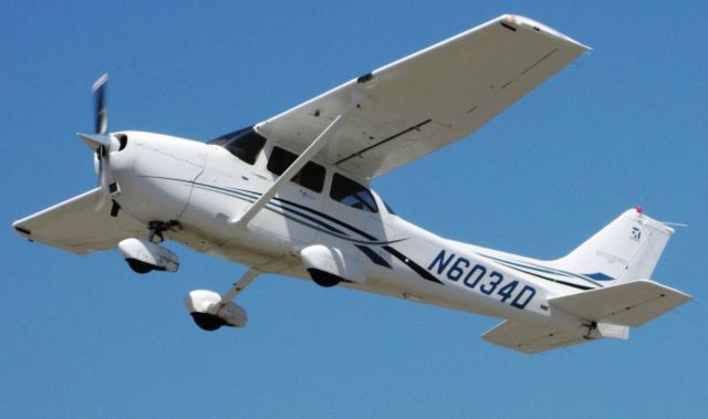 Cessna Skyhawk (N6034D) - Taking off from RWY 24