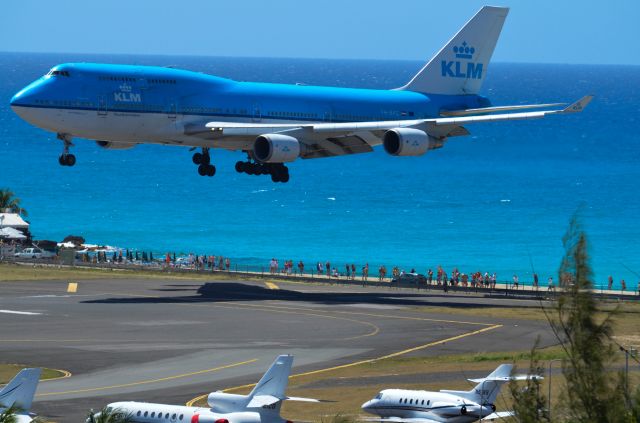 Boeing 747-400 (PH-BFG)