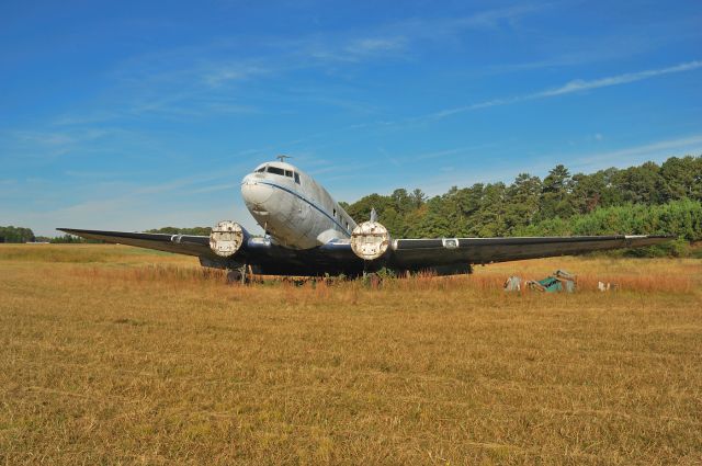 N133D — - Academy Airlines - Douglas DC-3(A) C/N 1499 - N133D - stored at Griffin, GA - 2010-Nov-01. Thank you to the man from the airport, who drove me around on the airport.