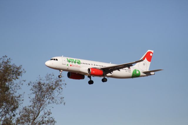 Airbus A320 (XA-VAW) - FINAL APPROACH 27 MMTJ