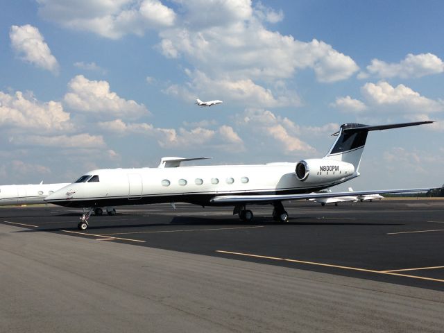 Gulfstream Aerospace Gulfstream V (N800PM) - During US Open 2014 Pinehurst, NC. Phil Mickelson 