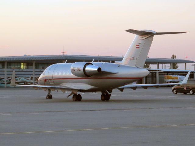 Canadair Challenger (OE-INE)