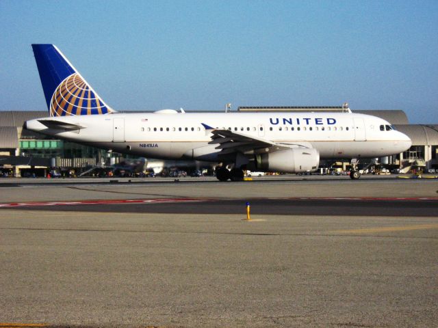 Airbus A319 (N841UA) - Line up and wait and RWY 20R