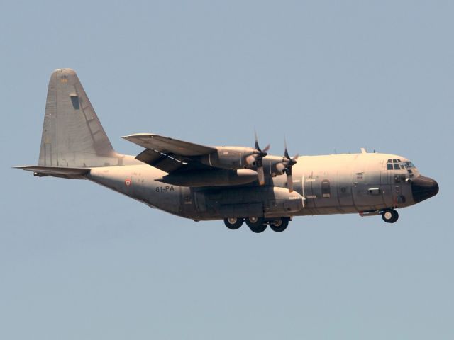 Lockheed C-130 Hercules (F-RAPA) - 31 JUL 2015 