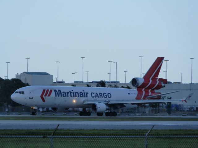 Boeing MD-11 (PH-MCY)