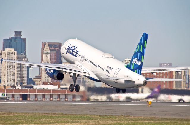 Airbus A320 (N564JB)