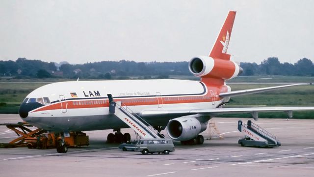 McDonnell Douglas DC-10 (F-GDJK) - 1986