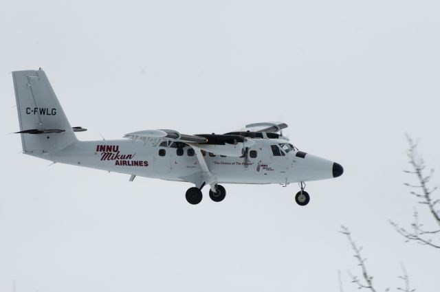 De Havilland Canada Twin Otter (C-FWLG) - Innu Mikun