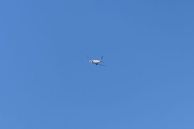 EMBRAER 175 (long wing) (N724YX)