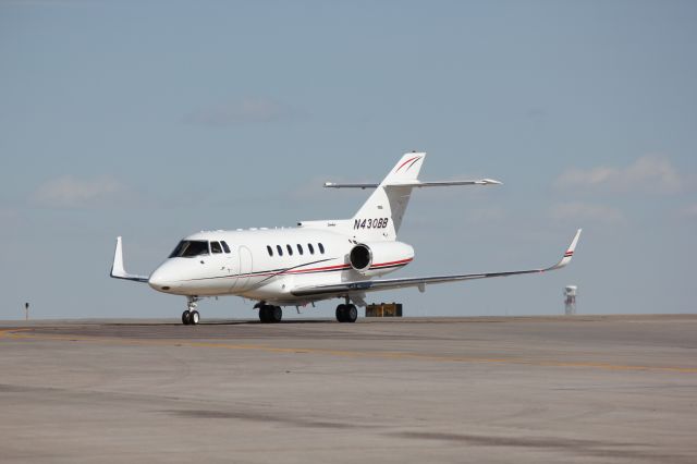 Hawker 800 (N430BB)